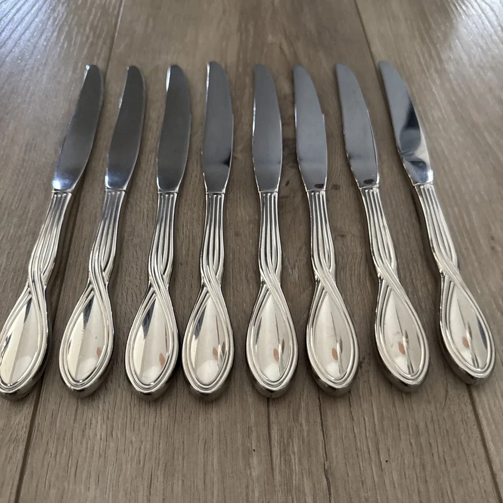 Oneida Axis Set of 8 Dinner Knives 9 3/8